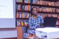 Bimpe Nkontchou speaking at Galerie Man re, African Art for African HNIs